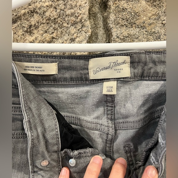 Universal Thread High Rise Skinny Jeans - Women’s size 0/25R - Gray - Picture 5 of 7